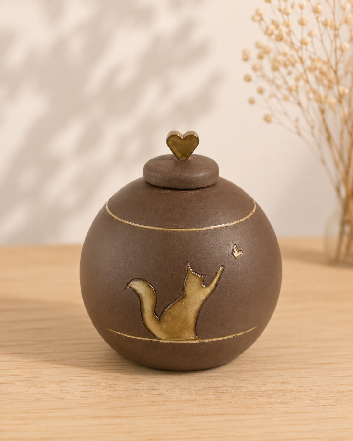 keramisch urn met kat