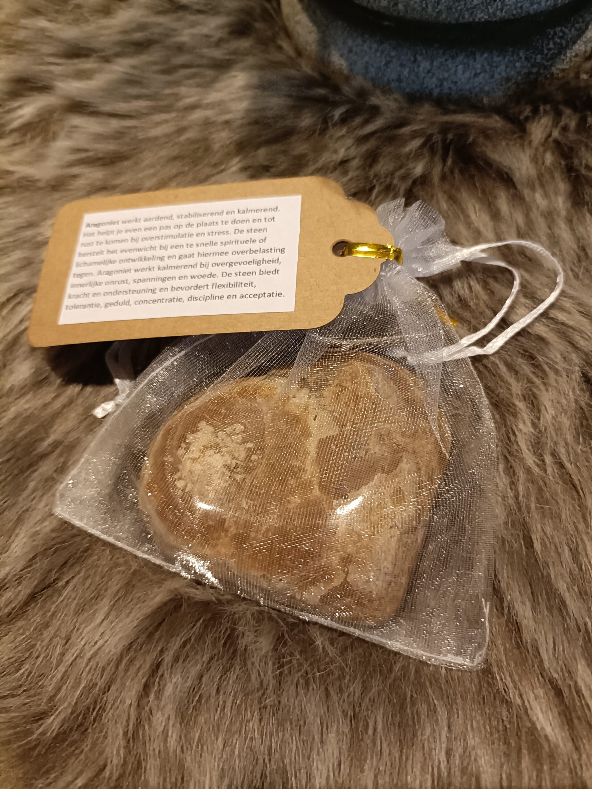 Edelsteen Aragoniet - hartvorm