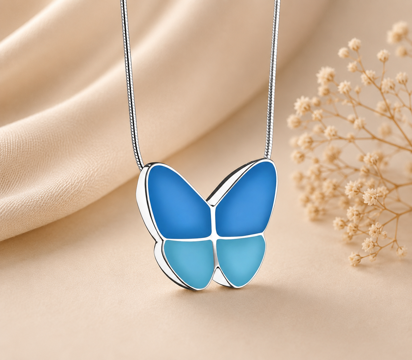 Blauw vlinder assieraad van Sterling 925 zilver met symbolische inhoud, een liefdevolle herinnering om een dierbare altijd dichtbij te dragen.